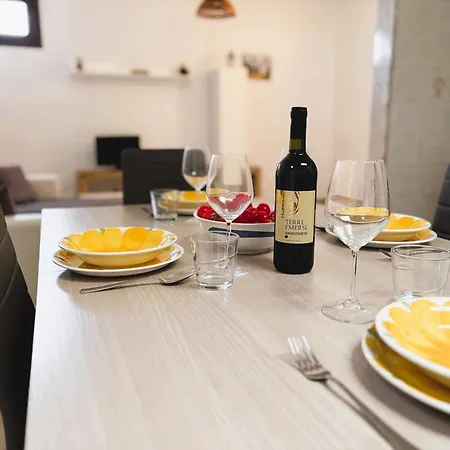 Casa Amodei 1 A Pochi Passi Dal Mare